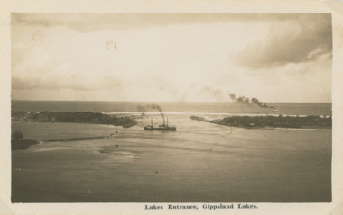 Postcard - Steamers on Gippsland Lakes, 1930 c