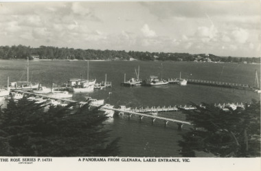 Postcard - Boat Harbour Lakes Entrance 1930-1971