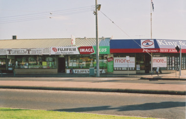 Photograph - Esplanade Lakes Entrance Victoria  2006, M Holding, 2006