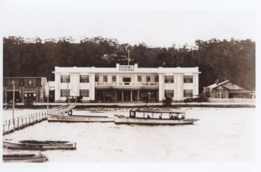Photograph - Broomes Federal Hotel  Lakes Entrance Victoria c1926, c1926