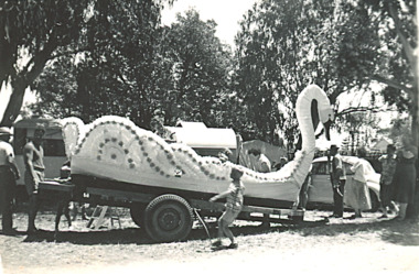 Photograph, Miss Henley Parade. Lakes Entrance 1956, 1956 c