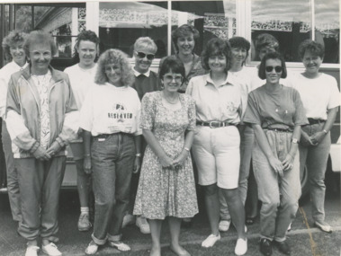 Photograph, Lakes Post Newspaper, Carpenters Tours Lakes Entrance Victoeia. c1990, 1990 c