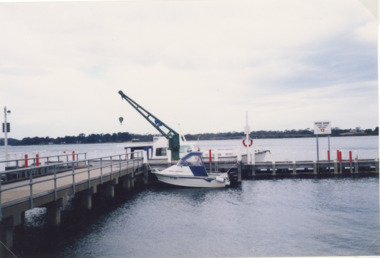 Photograph, M Holding, Bancroft Bay Metung Victoria, 1/11/1999 12:00:00 AM