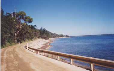 Photograph, Lakes Post Newspaper, Lake King, Metung Victoria, 1/02/1999 12:00:00 AM