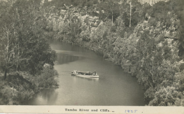 Postcard, W S Vogt Bairnsdale, Tambo River Swan Reach Victoria, 1925 c
