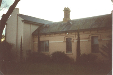 Photograph - old Police Station Bairnsdale Victoria, 1995 c