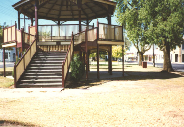 Photograph - Rotunda Bairnsdale Victoria, M Holding, 2000