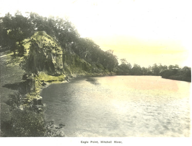 Postcard - Eagle Point bluff  Eagle Point Victoria, Bulmer H D, 1920 c
