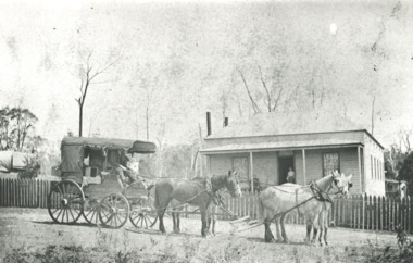 Postcard - mail coach between Cunninghame and Orbost, c1890