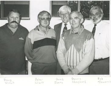 Photograph, Lakes Post Newspaper, meeting of Gippsland Ports Lakes Entrance Victoria, 1/09/1996 12:00:00 AM