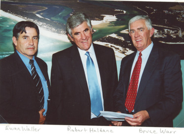 Photograph, Lakes Post Newspaper, Gippsland Ports CEO Ewan Waller at Lakes Entrance Victoria, June 2000 c