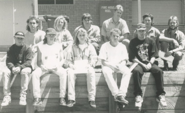 Photograph, Lakes Post Newspaper, Landcare, Lakes Entrance Victoria, 1/04/1994 12:00:00 AM