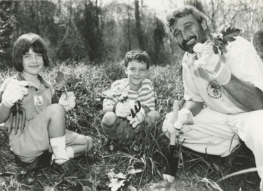 Photograph, B Advertiser, Weed Worriors, East Gippsland Victoria, 1990 c
