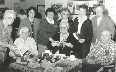 Photograph, Lakes Post Newspaper, RSL Ladies : Lakes Entrance Victoria, 1/09/1996 12:00:00 AM