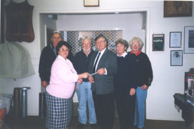 Photograph, RSL Pipe band : Lakes Entrance Victoria, 1/07/2000 12:00:00 AM