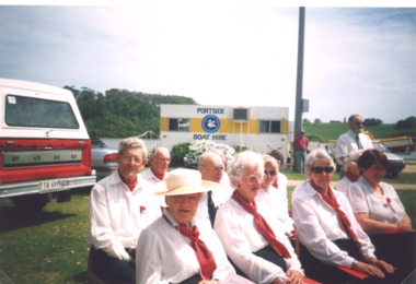 Photograph, Jubilee singers Lakes Entrance, 1998