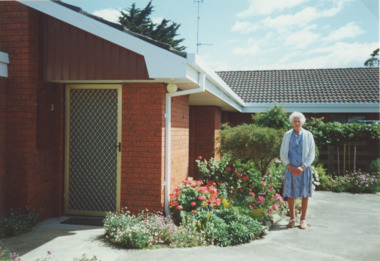 Photograph, Miss Nancy Hamilton Fraser, 1995 c