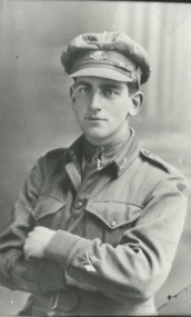 Photograph, Ern Howlett, 1915 c