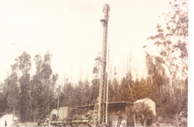 Photograph, Mac's Oil Wells Lakes Entrance Victoria, 1931