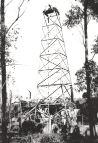 Photograph, SA Oil Company No 8 well, Lakes Entrance Victoria, 1930