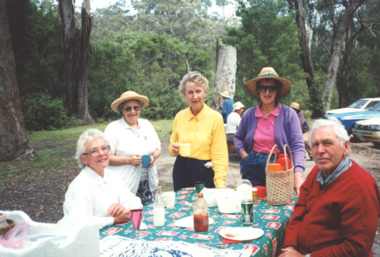 Album - Small Photograph Album, LERHS, Historical Society Outings. Lakes Entrance Victoria 1993-2008, 2010 c
