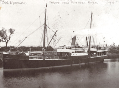 Photograph - TSS Wyrallah, TSS Wyrallah on Mitchell River, Bairnsdale Victoria, 1910