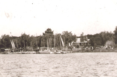 Photograph - Fishermen's Picnic, Ocean Grange Gippsland Lakes Victoria, 1915 c