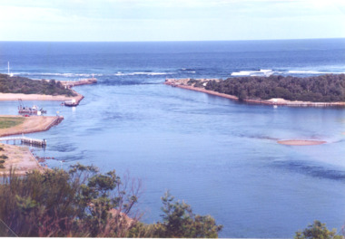 Photograph - Dredge Sandpiper, L E Tidy Town Committee, Lakes Entrance Victoria, 1994 c