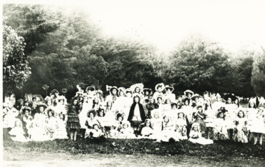 Photograph - Fancy Dressed Group, 1910 c