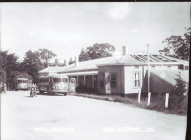 Photograph - Kalimna Hotel, 1955 c