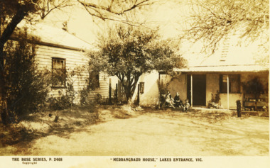 Postcard - Merrangbaur House Lakes Entrance Victoria  c1900, Rose Series P2468