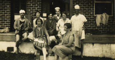 Photograph - Roadknight Family/Korumburra, Queenie Gaskin nee Roadnight, and S.W. "Billy" Gaskin, 1930 c