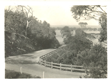 Postcard - The New Road Lakes Entrance, Views from Jemmy's Point  Lakes Entrance, 1922 c