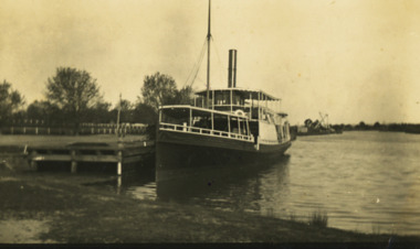Photograph - S.S. Omeo at Sale Victoria, January 1924