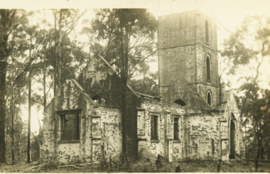Postcard - The Church Old Boyd Town Eden, 1921