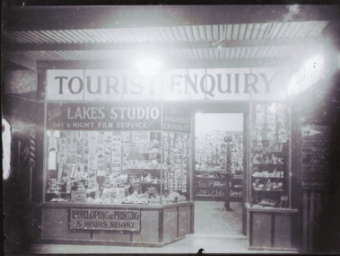 Photograph - Esplanade Lakes Entrance Victoria, Bulmer, pre 1960