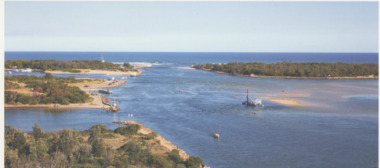Postcard - Dredge "Melbourne", 2006