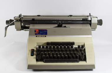 Functional Object - Typewriter