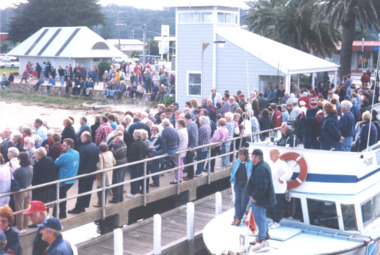 Album, Festivals in Lakes Entrance