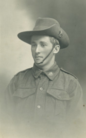 Postcard - Postcard to Mrs A Davidson from C E Mildenhall 1915