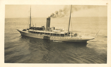 Photograph, Port Phillip Pilot boat 'Akuna'