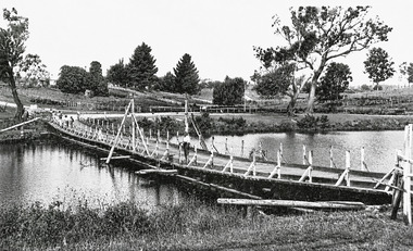 Photograph - Pontoon Bridge, Swan Reach  c1925
