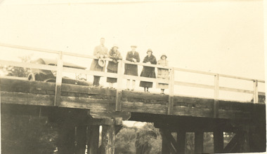 Photograph - Mitchell  River Bridge, Bairnsdale Victoria, 1924