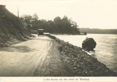 Postcard - Metung c1920