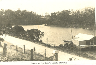 Postcard - Gardener's Creek, Metung c1920