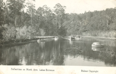 Postcard - Boats on the North Arm Lakes Entrance