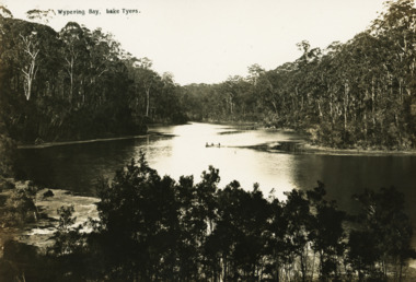 Postcard - Wypering Bay Lake Tyers, c1930