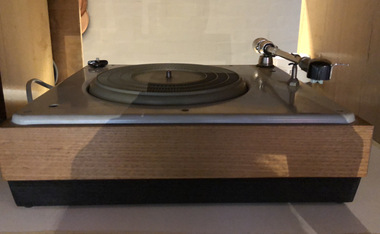 Functional object - Turntable
