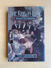 Book, Theo Aronson, The King in Love, 1988