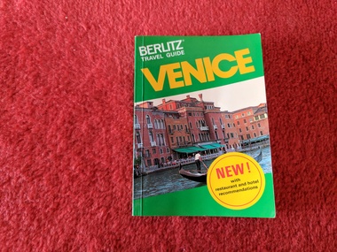 Book, The Staff of Berlitz Guides, Berlitz Travel Guide: Venice, 1987